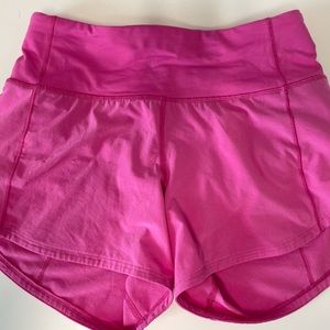 Lulu Lemon speed up shorts 2.5 inch size 0.